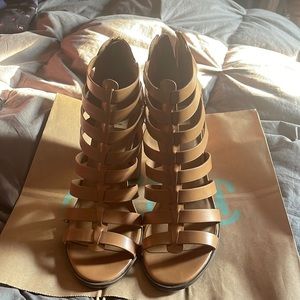 Never worn! Strappy chunk heeled rare size!